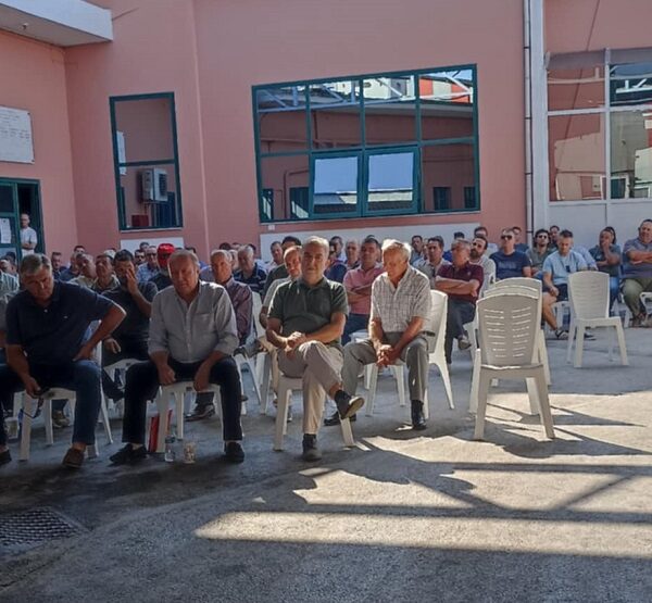 Στα 0,52€ το κιλό αγοράζει το Μοσχάτο ο Α.Ο.Σ. Τυρνάβου – Αύξηση 10% στις καρτέλες των μελών