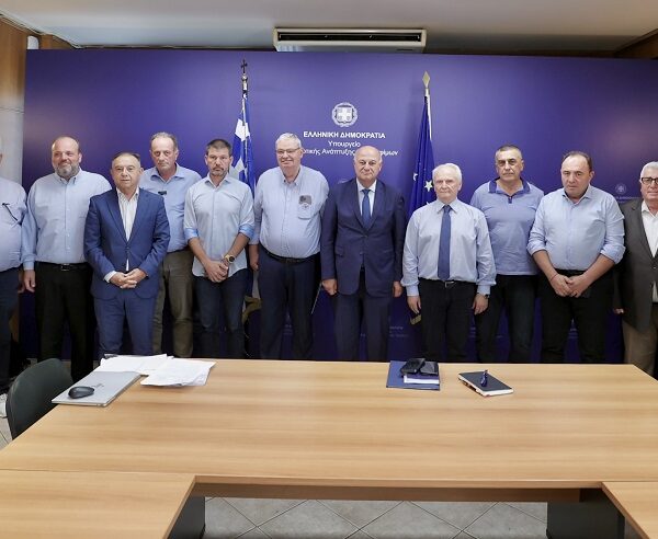 Σχέδιο δέκα ημερών με σταθμούς απολύμανσης σε οδικούς άξονες και αυστηροποίηση μέτρων
