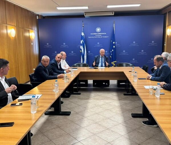 Συντονισμένες δράσεις για τη στήριξη του βαμβακιού