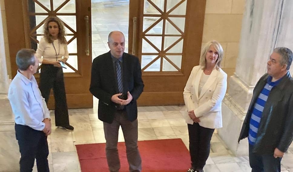 Όταν τα παιδιά ρωτούν, η πολιτική αποκτά ελπίδα!