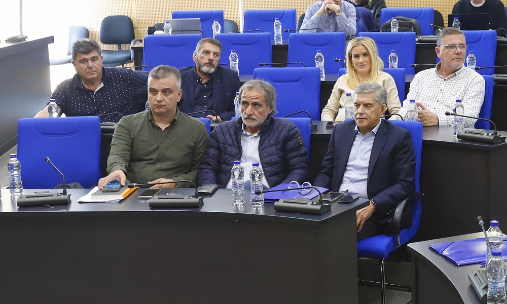 Τη διγλωσσία Κουρέτα για την ευλογιά ανέδειξε στη συνεδρίαση του περιφερειακού συμβουλίου ο Κ. Αγοραστός