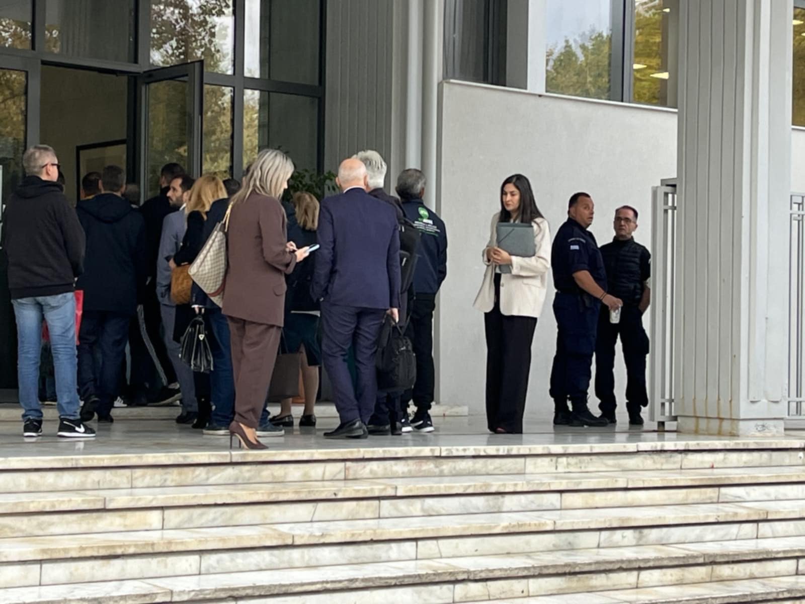 Στις 30/10 θα συνεχιστεί η δίκη για χαμένα βίντεο του εγκλήματος στα Τέμπη