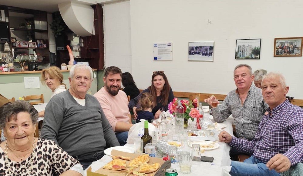 Χόρεψαν τα μέλη του ΚΑΠΗ Αμπελώνα