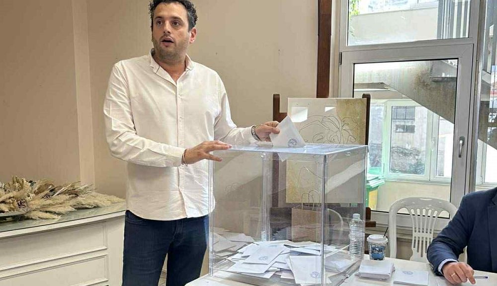 Στις εκλογές του συλλόγου Γαϊτανάκι – Μπουρανί Τυρνάβου ψήφισε ο δήμαρχος Στ. Τσικριτσής