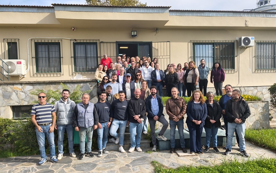 Πρωτοποριακή εκπαίδευση & Διεργαστηριακά προγράμματα στη δειγματοληψία νερού