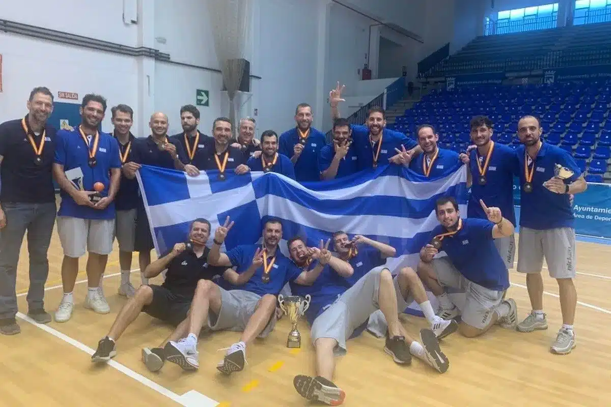 Ολυμπιονίκης ο Γιάννης Βαβάτσικος του Γ.Σ. Αμπελώνα – Η εθνική μπάσκετ κωφών κέρδισε το χάλκινο μετάλλιο στο Τόκιο