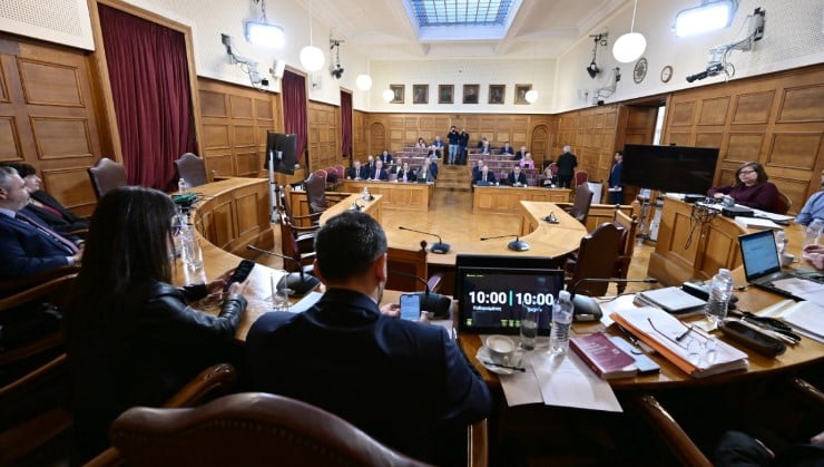 Δεν εμφανίστηκε στην εξεταστική ο «Φραπές» – Θύελλα αντιδράσεων