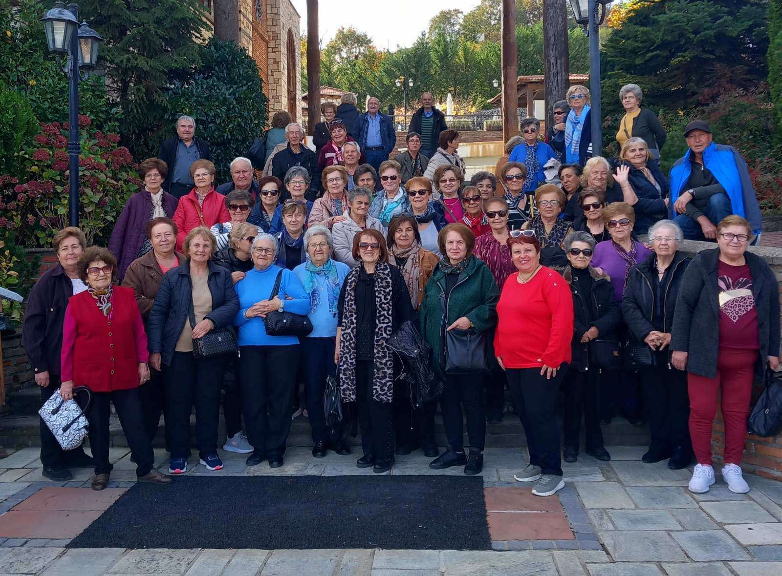 Πετυχημένες φθινοπωρινές εκδρομές των ΚΑΠΗ του Δήμου Τυρνάβου