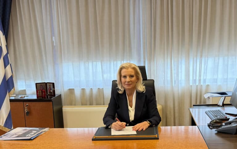 Η Ρένα Καραλαριώτου θα δεχθεί ευχές για την ονομαστική της εορτή