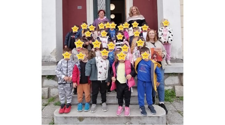 Τα νήπια του 1ου Νηπιαγωγείου Τυρνάβου ταξίδεψαν στον μαγικό κόσμο των βιβλίων!