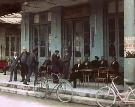 Το καφενείο «Παράδεισος» στον Τύρναβο