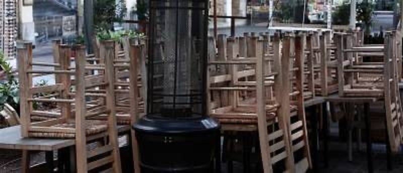 ΣΥΚΑΕΛ: Η εστίαση στη Λάρισα ασφυκτιά – Οι αγωγές από εταιρίες διαχείρισης πνευματικών δικαιωμάτων ακόμα μια θηλιά στο λαιμό μας