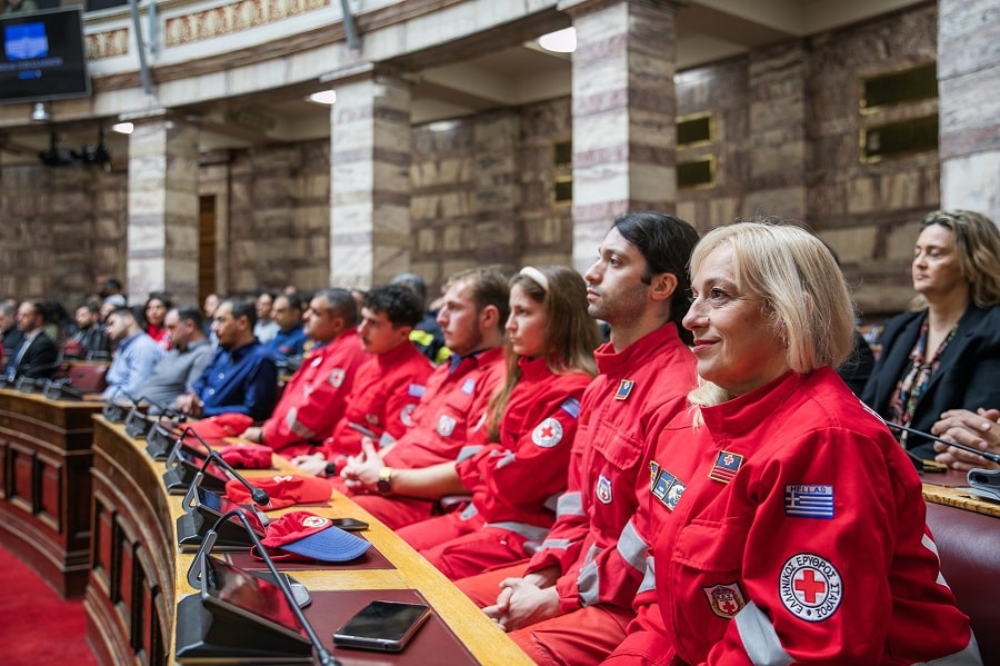 Στη βράβευση αιμοδοτών στη Βουλή ο Μ. Χαρακόπουλος