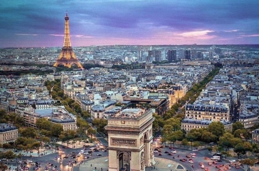 Το 2025 οι Γάλλοι θέλουν να φύγουν από τη χώρα τους όσο ποτέ άλλοτε