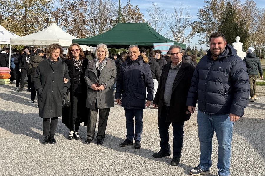 Γλυκιά πλημμύρα χαράς στα Φάρσαλα: Μεγάλη επιτυχία του Φεστιβάλ Σοκολάτας με συμμετοχή εκατοντάδων μαθητών