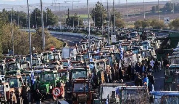 ΚΚΕ Μ-Λ: Νίκη στα μπλόκα με ανυποχωρητο αγώνα!