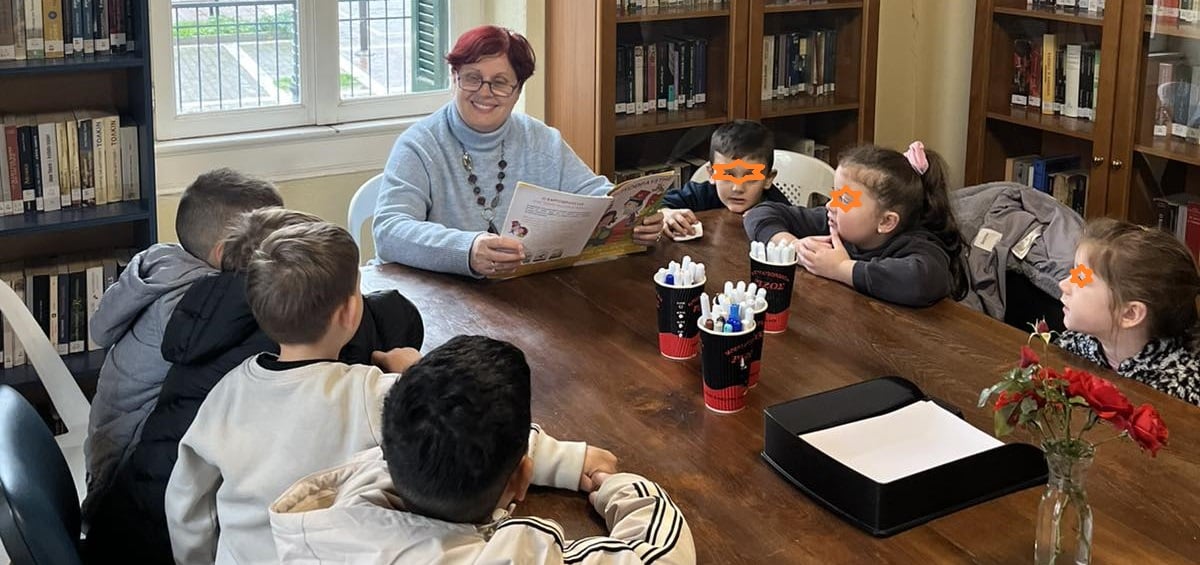 Στη Δημοτική βιβλιοθήκη Τυρνάβου μαθητές του 2ου Δ.Σ. της πόλης