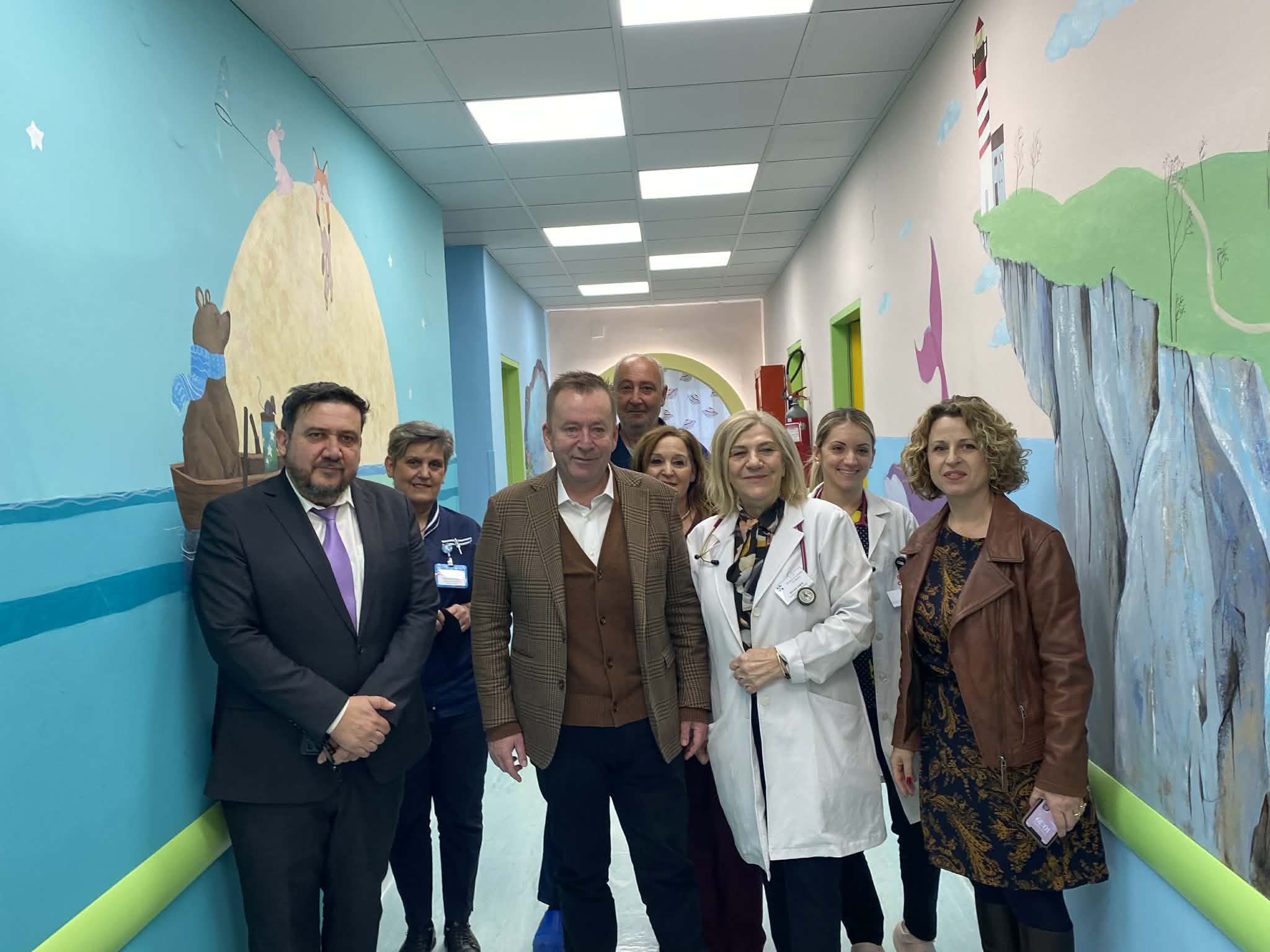 Εθιμοτυπική επίσκεψη του Βασίλη Κόκκαλη στο Γενικό Νοσοκομείο Λάρισας