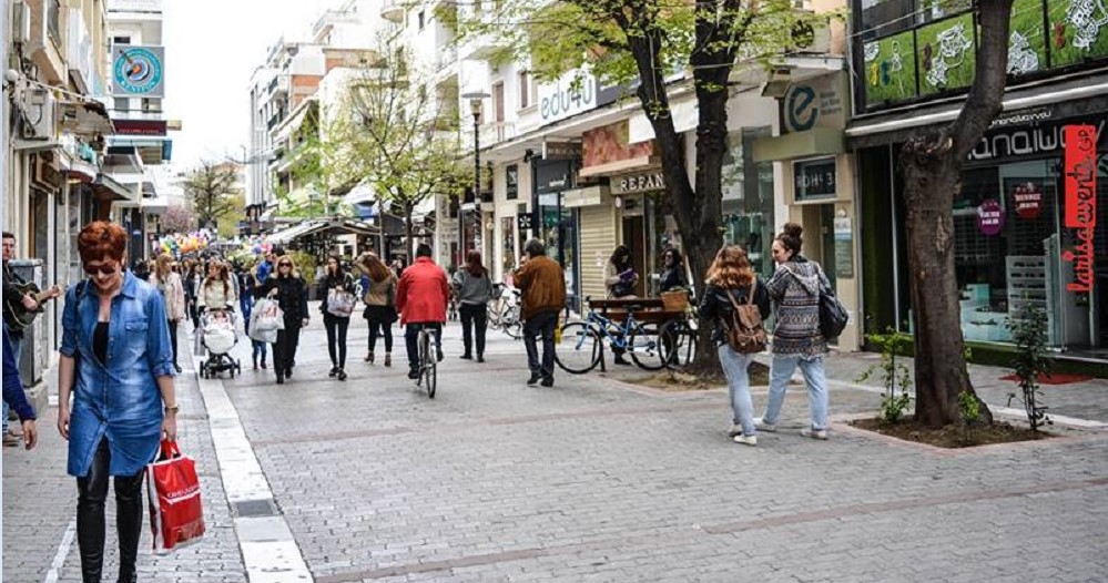 Ανοιχτά σήμερα τα καταστήματα και τα σούπερ μάρκετ