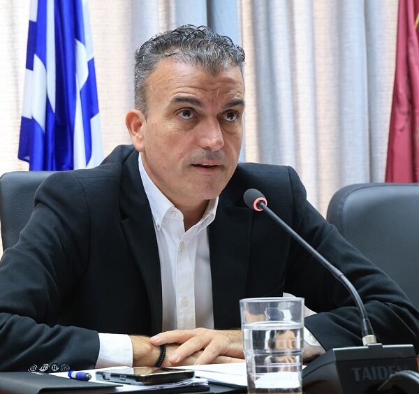 Δήμος Λαρισαίων: Εγκαλεί ΔΕΔΔΗΕ για τις εκτεταμένες διακοπές ρεύματος