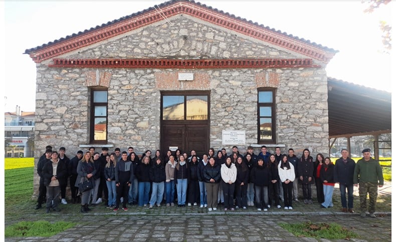 Διδακτική επίσκεψη μαθητών του ΓΕΛ Τυρνάβου στο Στρατιωτικό Μουσείο Κτηνιατρικής Υπηρεσίας Στρατού