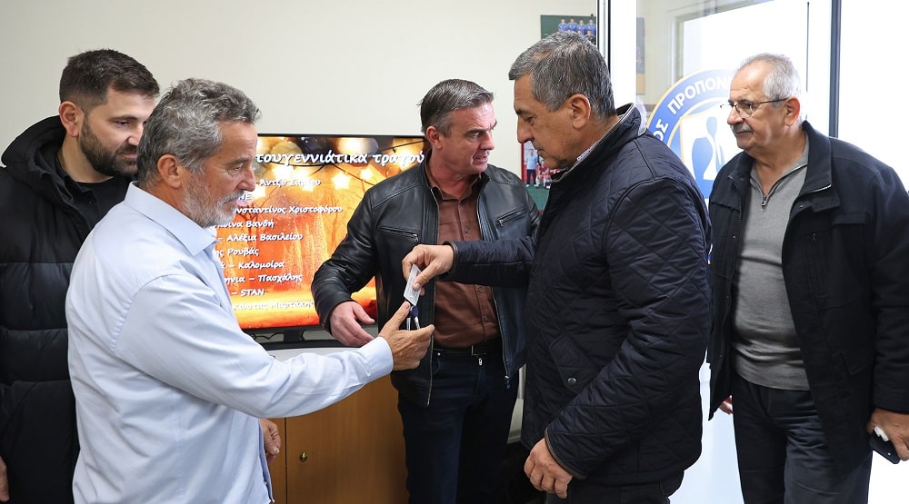 Η Περιφέρεια παραχώρησε γραφεία στον Σύνδεσμο Προπονητών Ποδοσφαίρου Λάρισας