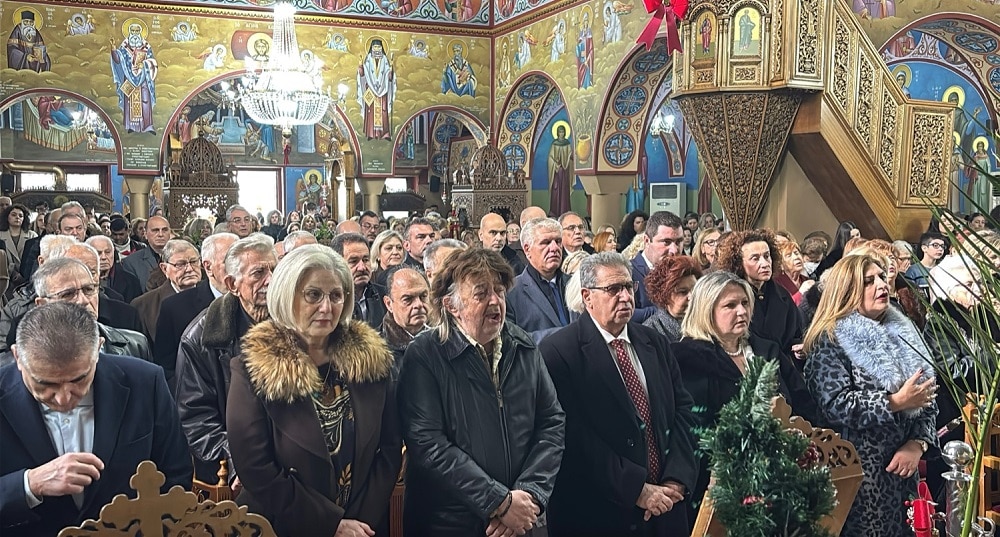 Μ. Εσκίογλου: Το Άγιο Φως να καθοδηγεί τις προσωπικές και συλλογικές μας προσπάθειες για ένα καλύτερο αύριο