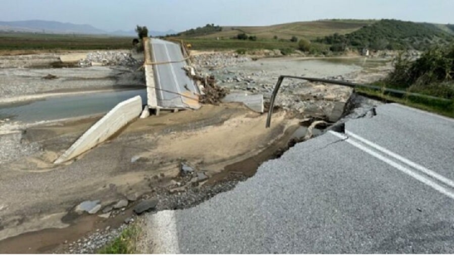 ΛΑ.ΣΥ: Γέφυρα Αμπελιάς στο δρόμο Φαρσάλων-Βόλου. Κυβέρνηση και περιφερειακές αρχές, όλα ωραία, όλα μια χαρά…