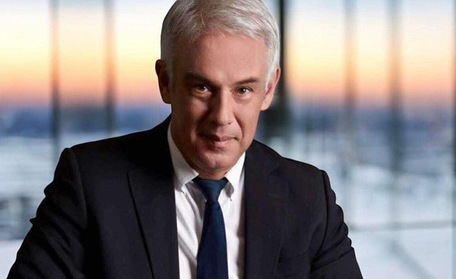 Λιγότερες καρέκλες, περισσότερη ουσία, μια συζήτηση που ίσως έχει έρθει η ώρα να ανοίξει