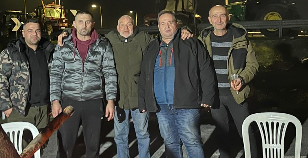 Στο μπλόκο της Νίκαιας (φωτο)