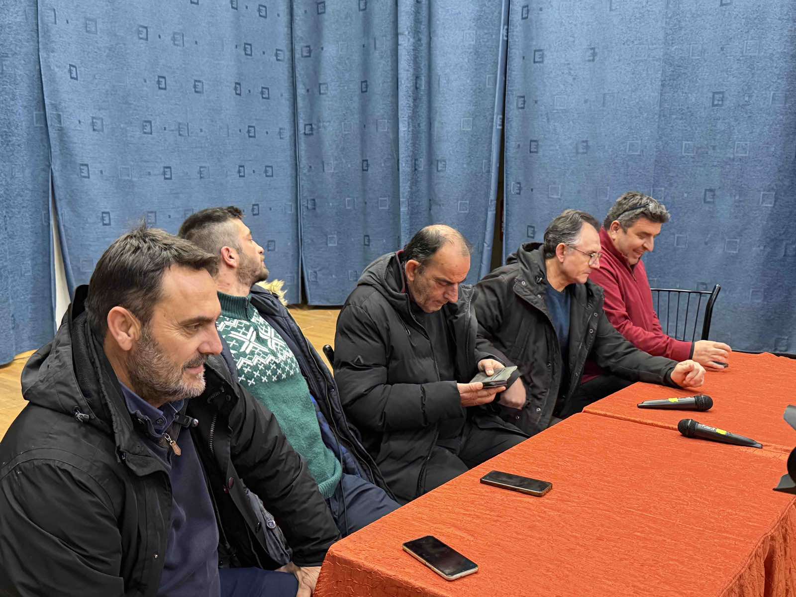 Αποχωρούν την Παρασκευή από το μπλόκο της Νίκαιας οι αγρότες