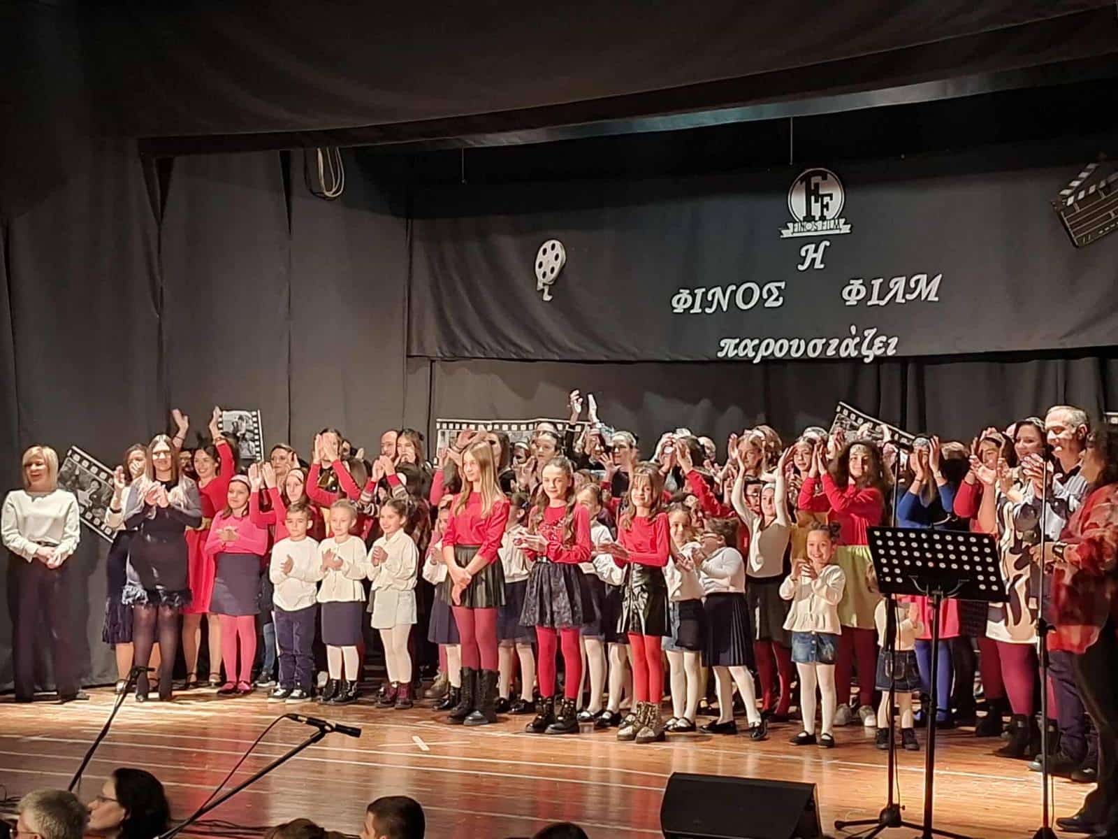 Οι αναμνήσεις ανέβηκαν στη σκηνή του Μαξίμ στον Τύρναβο (φωτο – βίντεο)