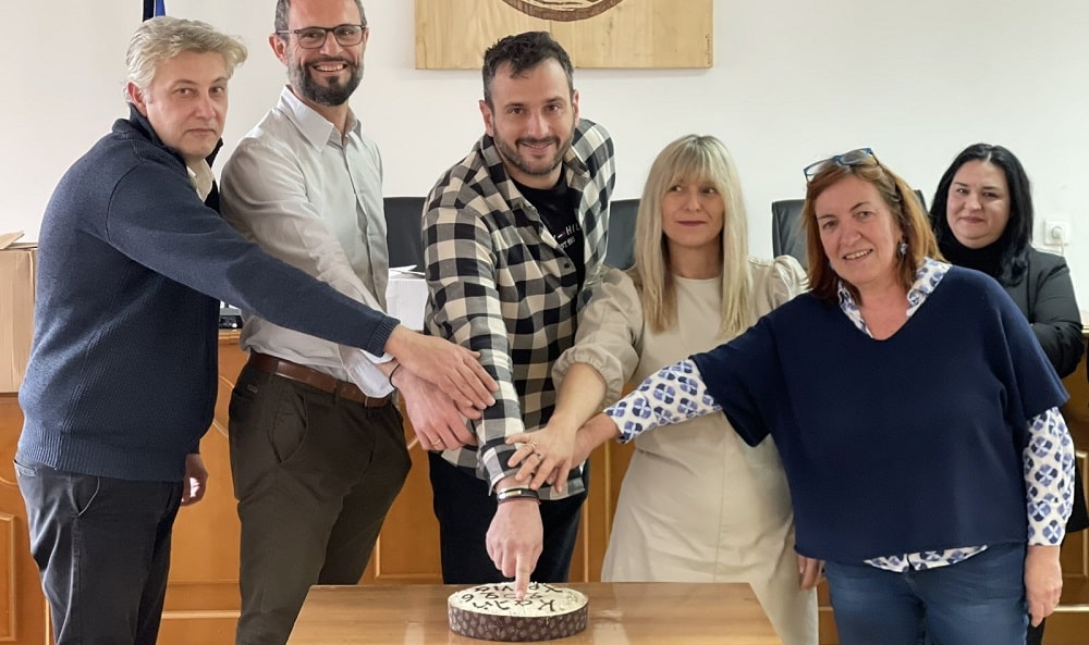 Κοπή πίτας για τους εργαζόμενους του Δήμου Τυρνάβου