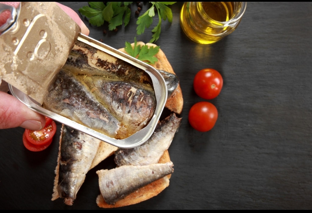 Κονσερβοποιημένα ψάρια και χοληστερίνη: Ο φυσικός σύμμαχος της καρδιάς