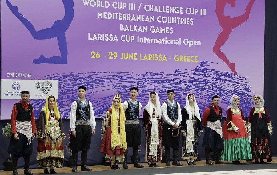 Τιμητική πλακέτα στο Λύκειον των Ελληνίδων Λάρισας