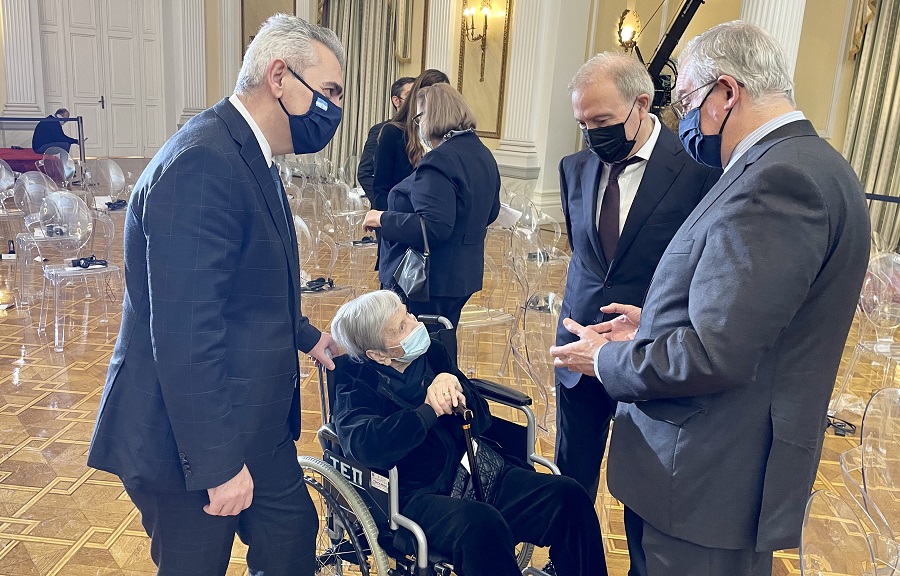 Μ. Χαρακόπουλος:  Αποχαιρετούμε την Οικουμενική Ελληνίδα που ανέδειξε τον ένδοξό μας βυζαντινισμό