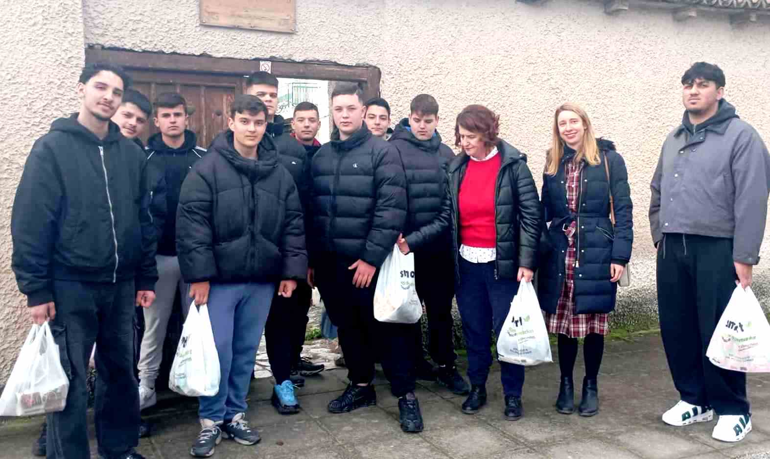 Προσφορά στο Σύλλογο «Ελπίς» από τον Τομέα Γεωπονίας, του ΕΠΑΛ Τυρνάβου