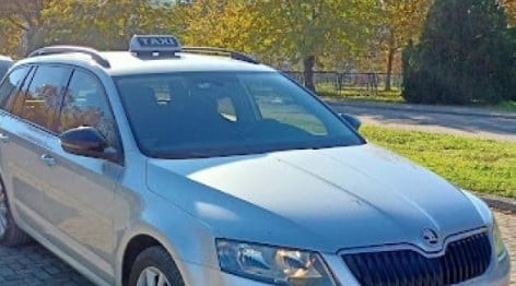 Κούρσα τρόμου για οδηγό ταξί στη Λάρισα, τον έπιασαν από το λαιμό και του άρπαξαν 200 ευρώ