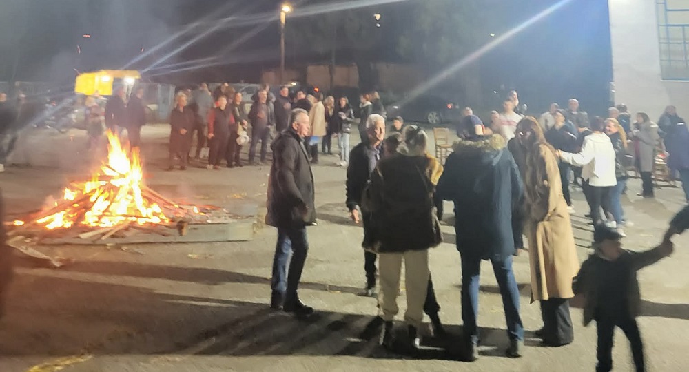 Γλέντια γύρω από τη φωτιά σε Δελέρια και Βρυότοπο