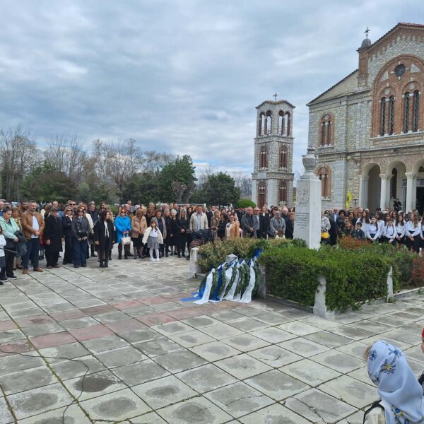 Στιγμιότυπα από την παρέλαση της 25ης Μαρτίου στον Αμπελώνα