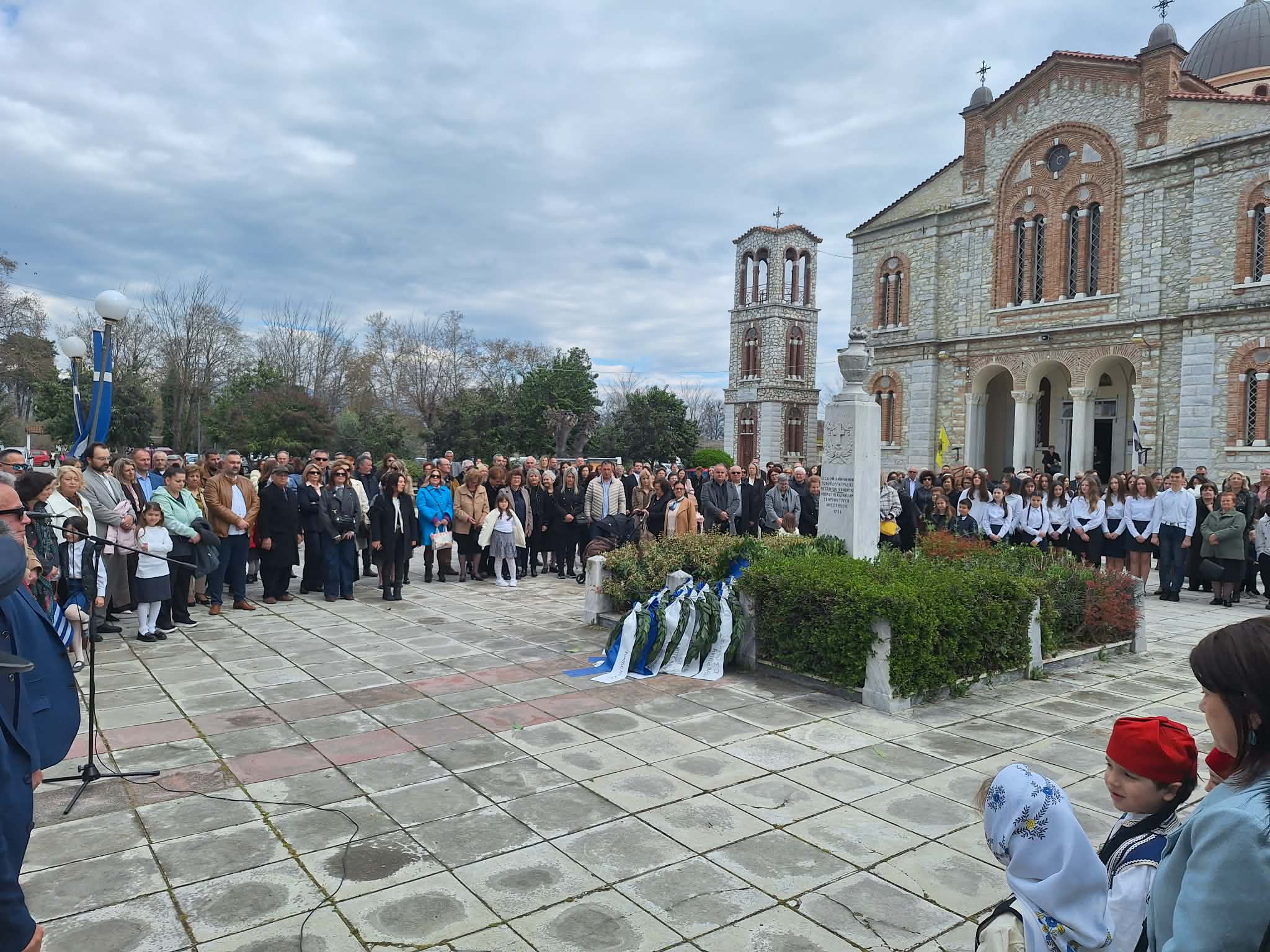 Στιγμιότυπα από την παρέλαση της 25ης Μαρτίου στον Αμπελώνα