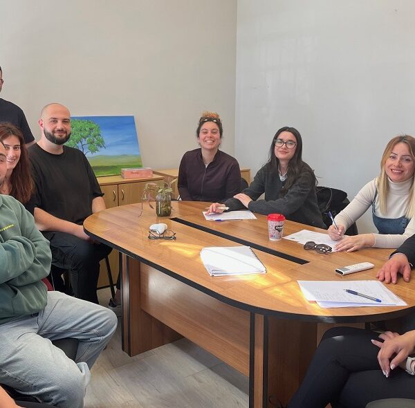 Συνεργασία του Κέντρου Κοινότητας με τα δημοτικά σχολεία του δήμου Τυρνάβου για την παγκόσμια ημέρα Ρομά