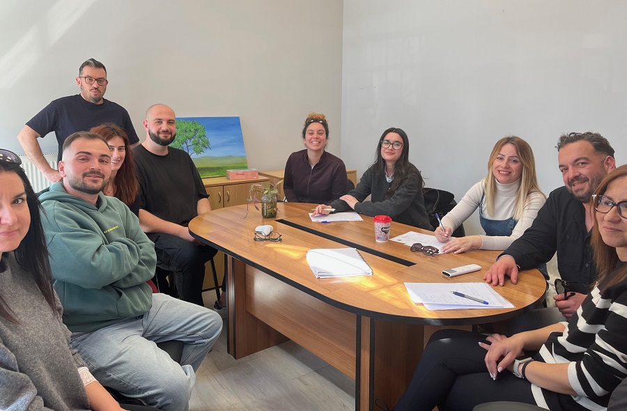 Συνεργασία του Κέντρου Κοινότητας με τα δημοτικά σχολεία του δήμου Τυρνάβου για την παγκόσμια ημέρα Ρομά