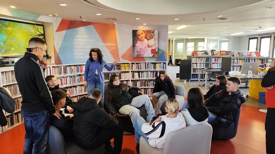 Μαθητές του ΕΠΑΛ Τυρνάβου ακολούθησαν τα βήματα της ιστορίας