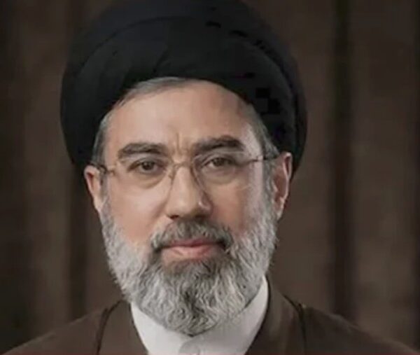 Το Ιράν ορίζει νέο Ανώτατο Ηγέτη τον Μοτζτάμπα Χαμενεΐ