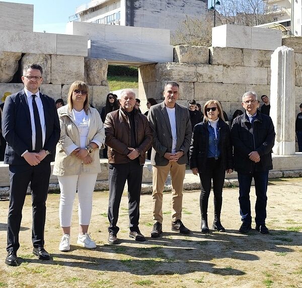 Με σπουδαίες παραστάσεις ξεκίνησε στη Λάρισα το 2ο Μαθητικό Φεστιβάλ Αρχαίου Θεάτρου