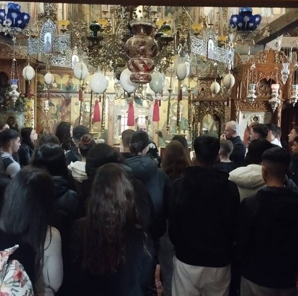 Το 12ο ΓΕΛ Λάρισας επισκέφτηκε το Μοναστήρι του Αγίου Παντελεήμωνος στην Αγιά