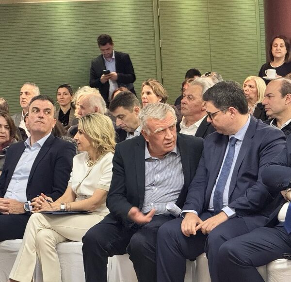 Θανάσης Νασιακόπουλος: Επαφές για έργα και χρηματοδοτήσεις