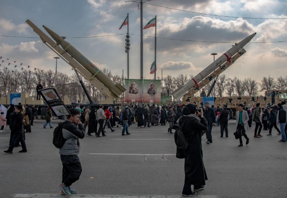 Το αόρατο κέντρο εξουσίας στο Ιράν: Πώς οι Φρουροί της Επανάστασης επηρεάζουν την πολιτική ισορροπία