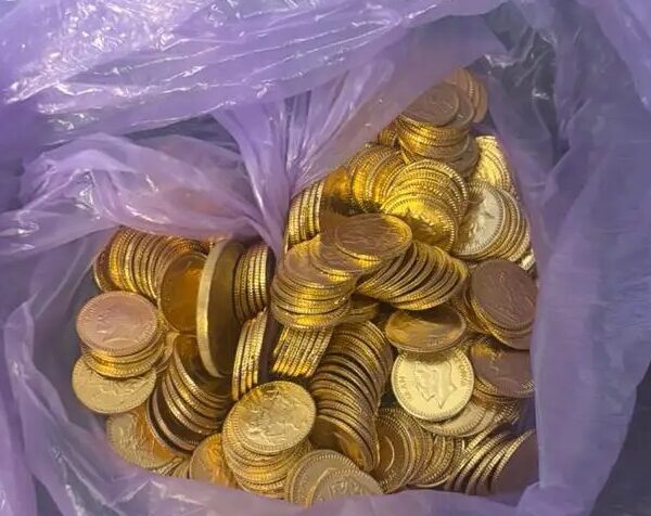 Λάρισα: εξαρθρώθηκε κύκλωμα για εξαπάτηση πολιτών σε αγοραπωλησίες λιρών